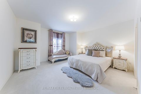 Photo 25 at 83 Baldry Avenue, Patterson, Vaughan