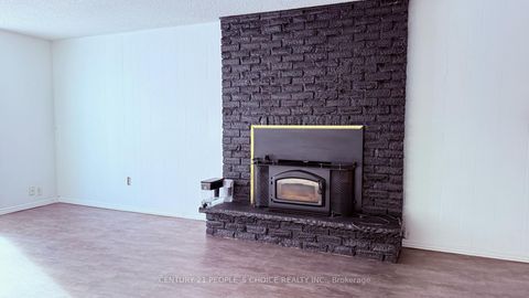 Photo 10 at 108 Kozlov Street, Sunnidale, Barrie