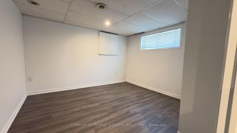 Photo 14 at 108 Kozlov Street, Sunnidale, Barrie