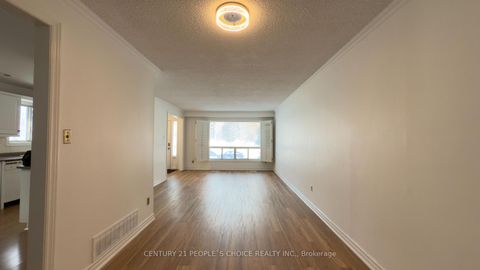 Photo 28 at 108 Kozlov Street, Sunnidale, Barrie