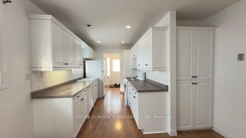 Photo 37 at 108 Kozlov Street, Sunnidale, Barrie