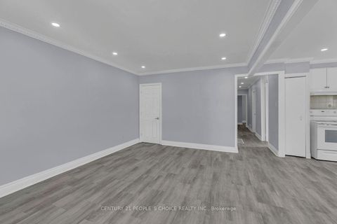 Photo 9 at 61 Primula Crescent, Humber Summit, Toronto