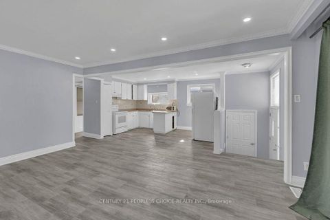 Photo 11 at 61 Primula Crescent, Humber Summit, Toronto