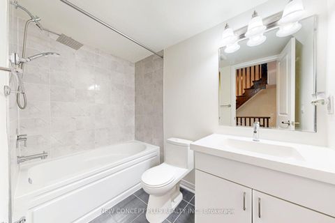 Photo 15 at 9 Thomas Mulholland Drive, CFB, Toronto