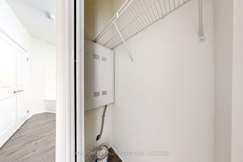 Photo 36 at 9 Thomas Mulholland Drive, CFB, Toronto