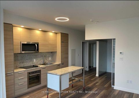 Photo 2 at 1515 - 75 Canterbury Place, Willowdale West, Toronto