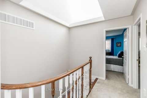 Photo 13 at 88 Loon Avenue, Painswick South, Barrie