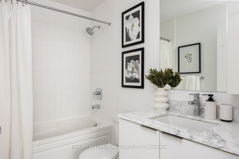 Photo 12 at 3104 - 955 Bay Street, Bay Street Corridor, Toronto