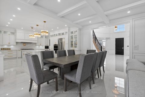 Photo 12 at 118 Laurentide Drive, Donalda, Toronto