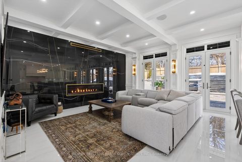 Photo 13 at 118 Laurentide Drive, Donalda, Toronto