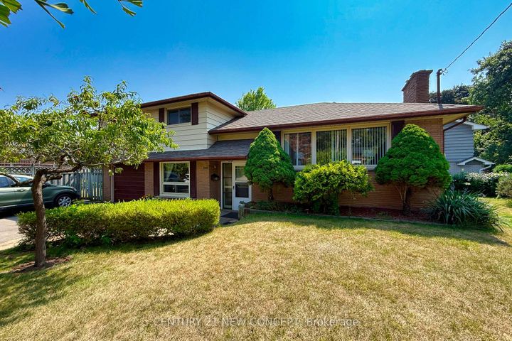 Photo 4 at 3028 Eva Drive, Roseland, Burlington