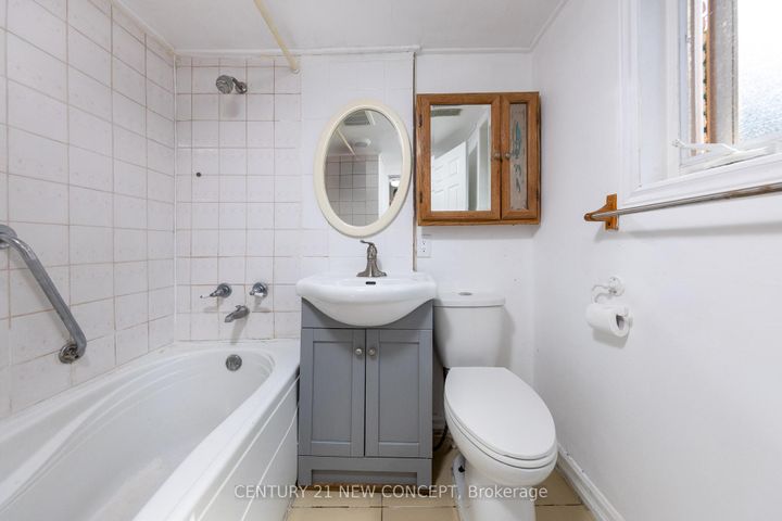 Photo 26 at 3028 Eva Drive, Roseland, Burlington