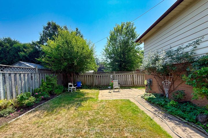 Photo 34 at 3028 Eva Drive, Roseland, Burlington