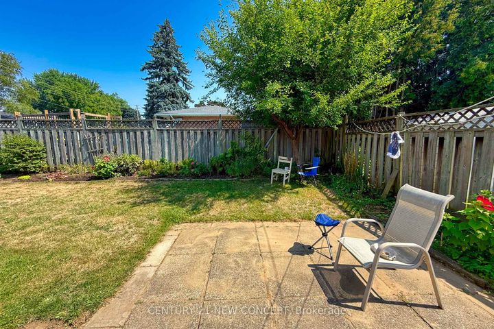 Photo 35 at 3028 Eva Drive, Roseland, Burlington
