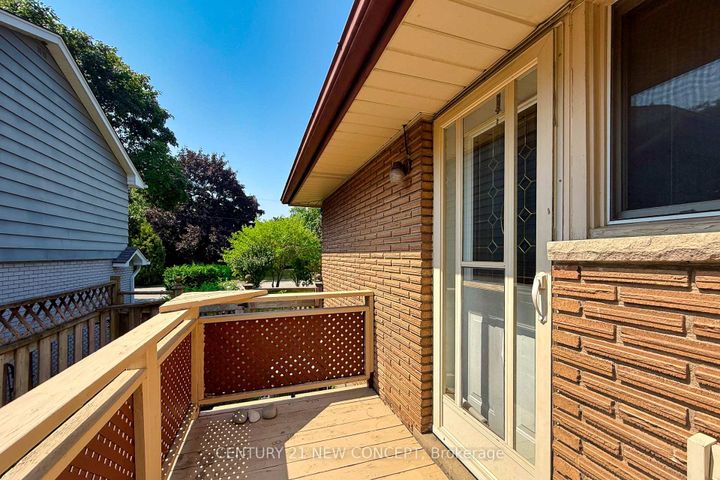 Photo 38 at 3028 Eva Drive, Roseland, Burlington