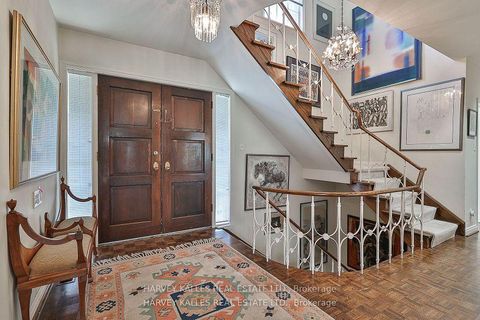 Photo 5 at 38 Fifeshire Road, Windfields, Toronto