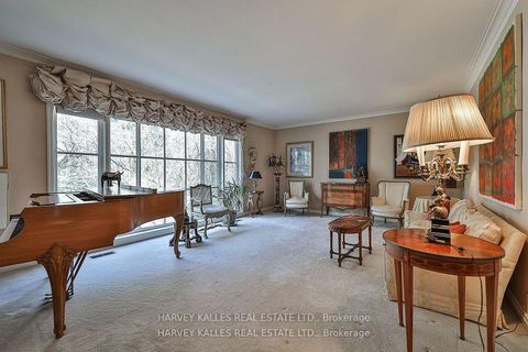 Photo 7 at 38 Fifeshire Road, Windfields, Toronto