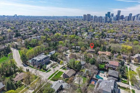 Photo 38 at 38 Fifeshire Road, Windfields, Toronto