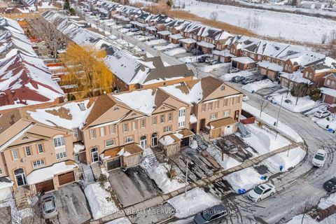 Photo 1 at 138 Parktree Drive, Maple, Vaughan