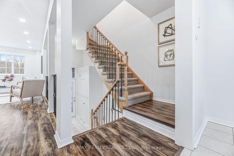 Photo 17 at 138 Parktree Drive, Maple, Vaughan