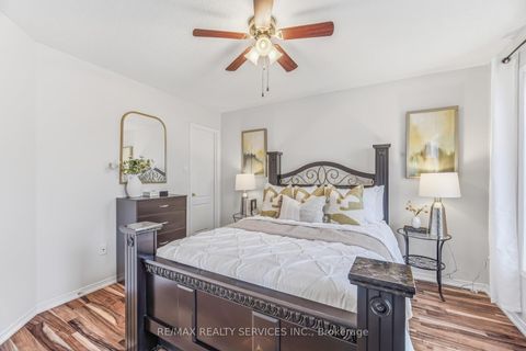 Photo 19 at 138 Parktree Drive, Maple, Vaughan