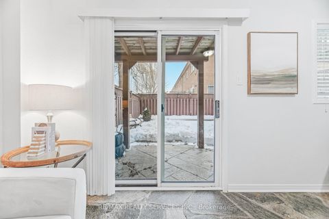 Photo 31 at 138 Parktree Drive, Maple, Vaughan