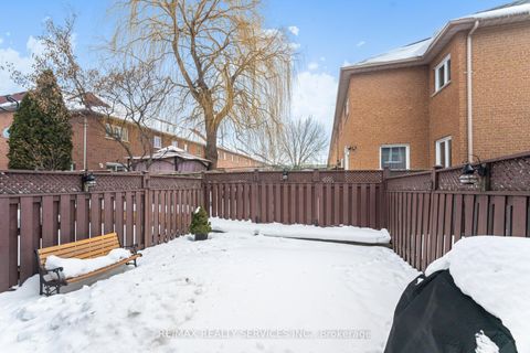 Photo 33 at 138 Parktree Drive, Maple, Vaughan