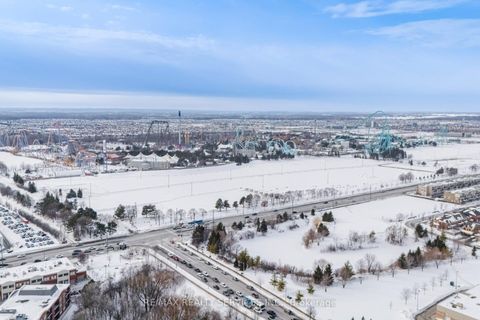 Photo 39 at 138 Parktree Drive, Maple, Vaughan