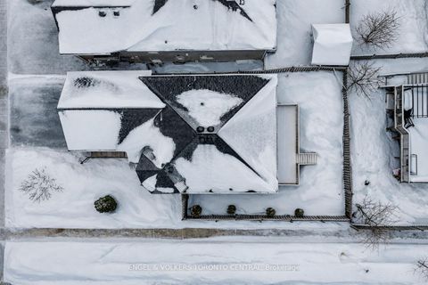 Photo 4 at 239 Country Lane, Painswick South, Barrie