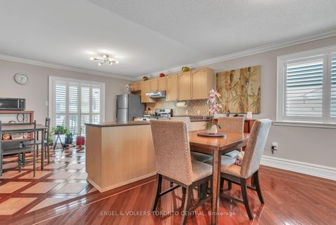 Photo 9 at 239 Country Lane, Painswick South, Barrie
