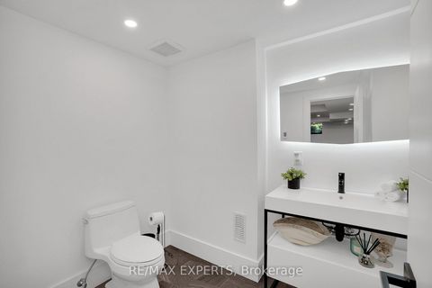 Photo 35 at 7 Woodvalley Drive, Humber Valley, Toronto