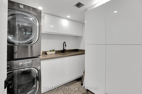 Photo 36 at 7 Woodvalley Drive, Humber Valley, Toronto