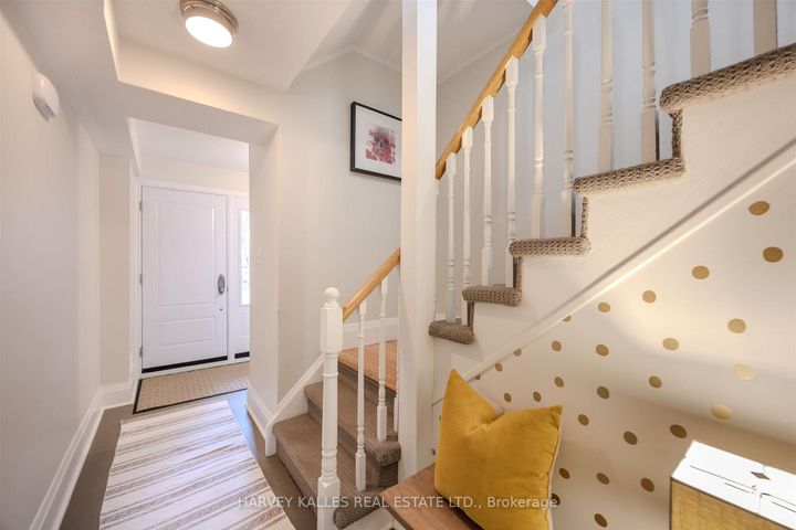 Photo 2 at 50 - 1060 Walden Circle, Clarkson, Mississauga