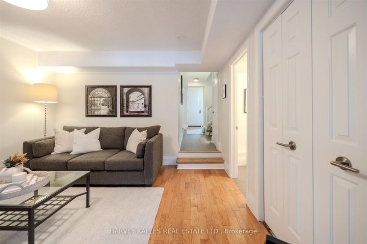 Photo 20 at 50 - 1060 Walden Circle, Clarkson, Mississauga