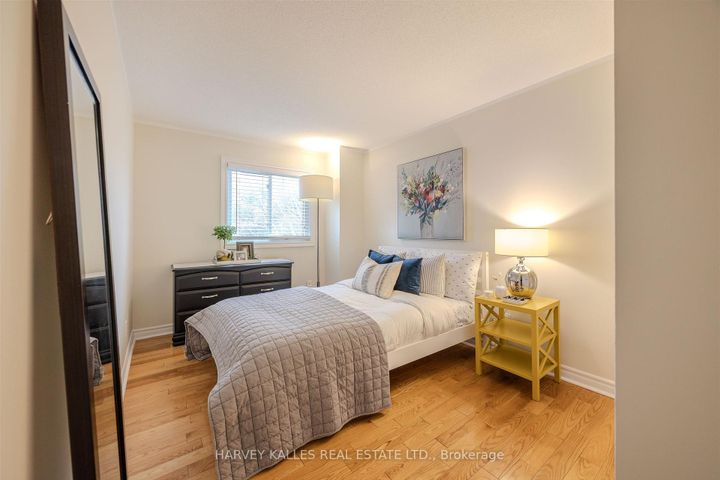 Photo 29 at 50 - 1060 Walden Circle, Clarkson, Mississauga