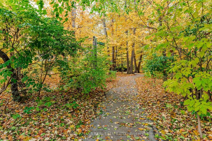 Photo 44 at 50 - 1060 Walden Circle, Clarkson, Mississauga