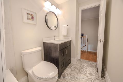 Photo 31 at 50 - 1060 Walden Circle, Clarkson, Mississauga