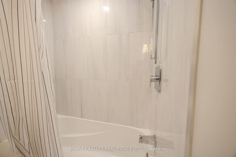 Photo 33 at 50 - 1060 Walden Circle, Clarkson, Mississauga