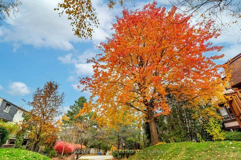 Photo 46 at 50 - 1060 Walden Circle, Clarkson, Mississauga