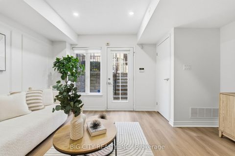 Photo 9 at 640 - 38 Western Battery Road, Niagara, Toronto