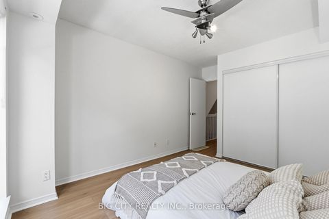 Photo 26 at 640 - 38 Western Battery Road, Niagara, Toronto