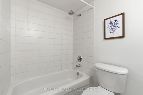 Photo 28 at 640 - 38 Western Battery Road, Niagara, Toronto