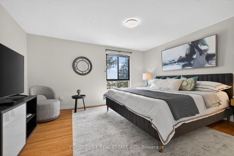 Photo 7 at 4 Yetta Shepway, Don Valley Village, Toronto