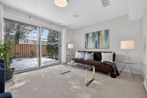 Photo 12 at 4 Yetta Shepway, Don Valley Village, Toronto