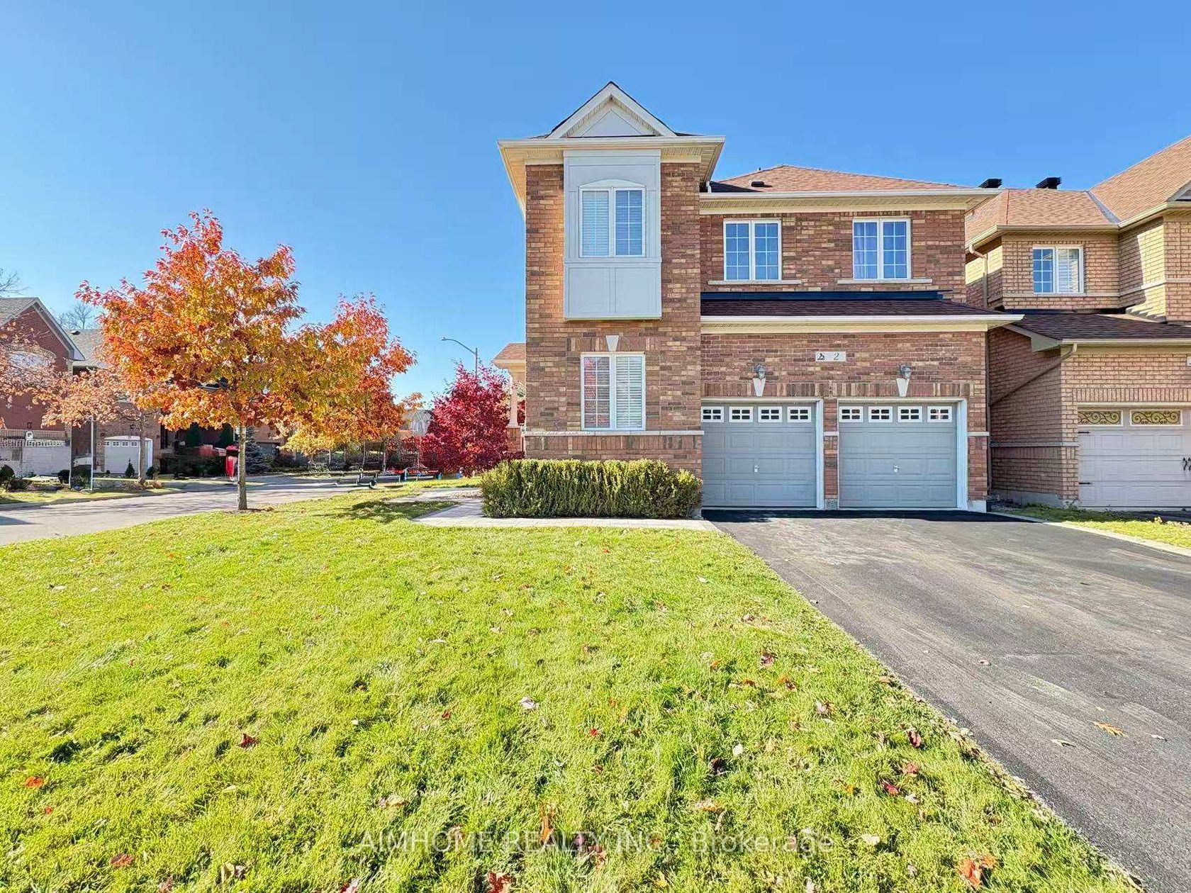 2 Wheatsheaf Street, Oak Ridges Lake Wilcox, Richmond Hill photo number 2