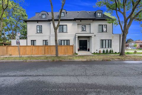 Photo 7 at 140 Hillmount Avenue, Lawrence, Toronto