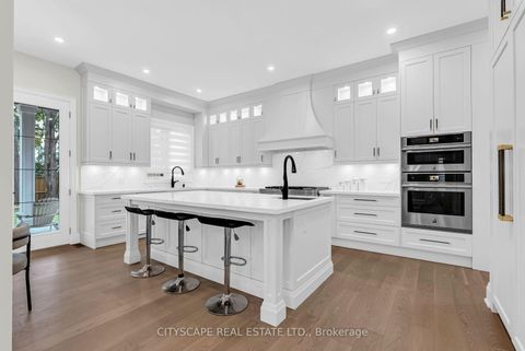 Photo 15 at 140 Hillmount Avenue, Lawrence, Toronto