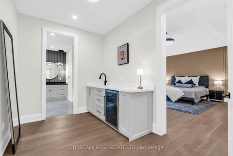 Photo 22 at 140 Hillmount Avenue, Lawrence, Toronto