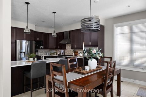 Photo 7 at 120 Jewel House Lane, Shore, Barrie