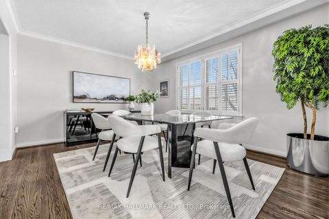Photo 6 at 35 Elliotwood Court, Windfields, Toronto